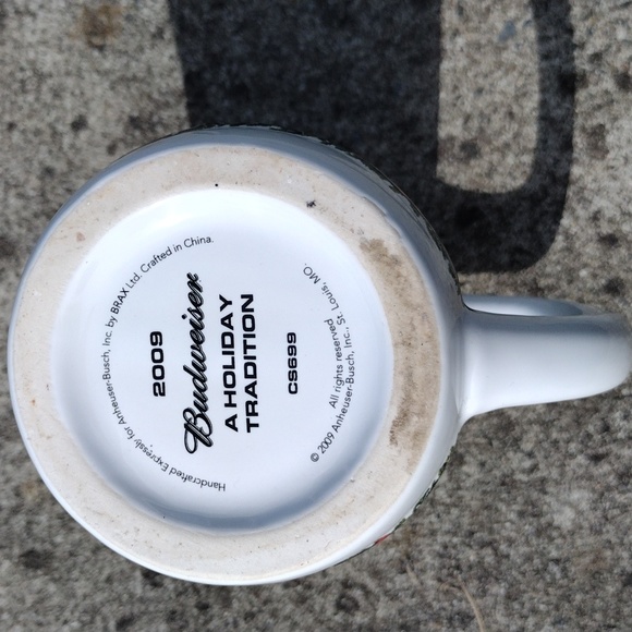 2009, Budweiser, a holiday tradition, mug - Picture 5 of 5